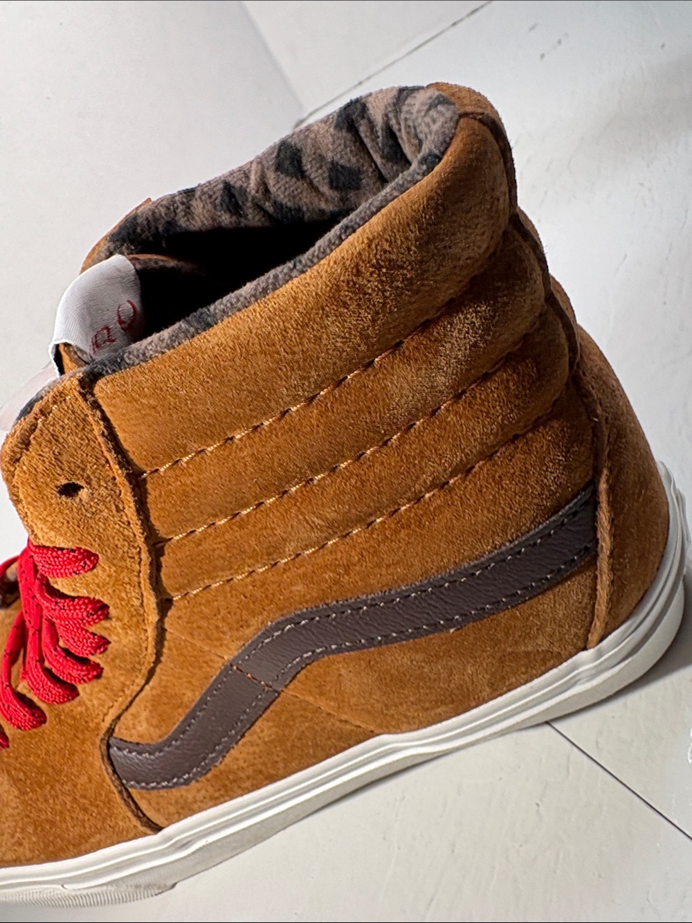 NWT Vans SK8 Hi Top Action Sneakers Women’s 9 - Picture 7 of 10